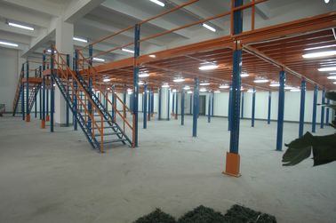 تختخواب صنعتی، کفپوش صنعت خودرو با بخش فولادی